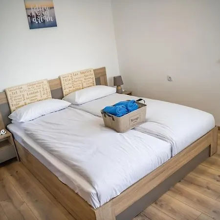 Apartamento Vazrozhdenska