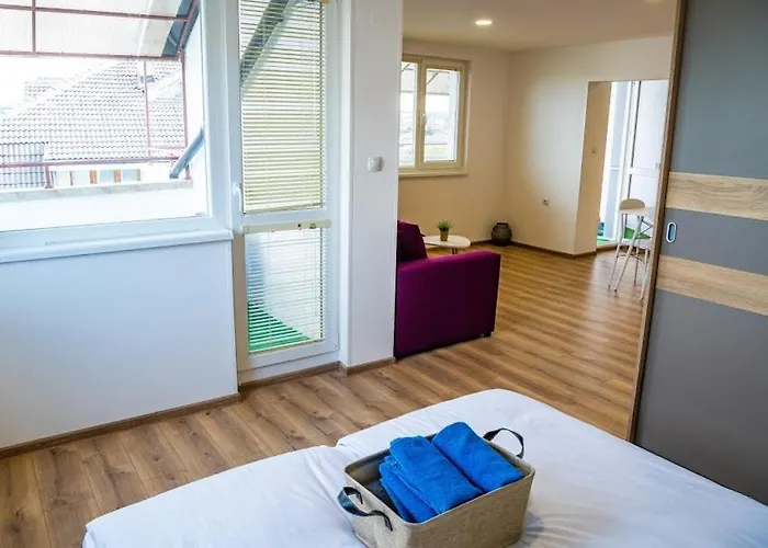 Vazrozhdenska Apartment *